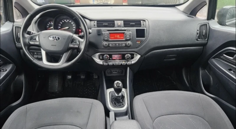 Kia Rio, снимка 8 - Автомобили и джипове - 53359871