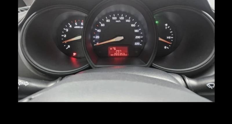 Kia Rio, снимка 7 - Автомобили и джипове - 53359871