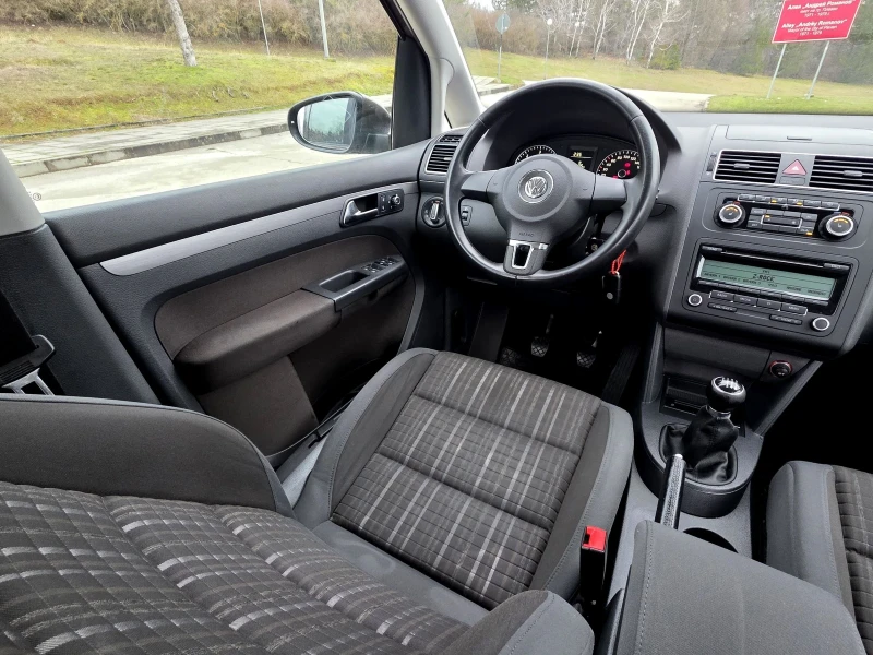 VW Touran 2.0TDi CROSS , 213800km!!!, снимка 12 - Автомобили и джипове - 53478394
