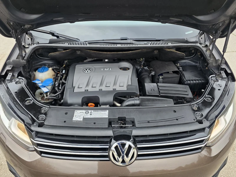 VW Touran 2.0TDi CROSS , 213800km!!!, снимка 11 - Автомобили и джипове - 53478394