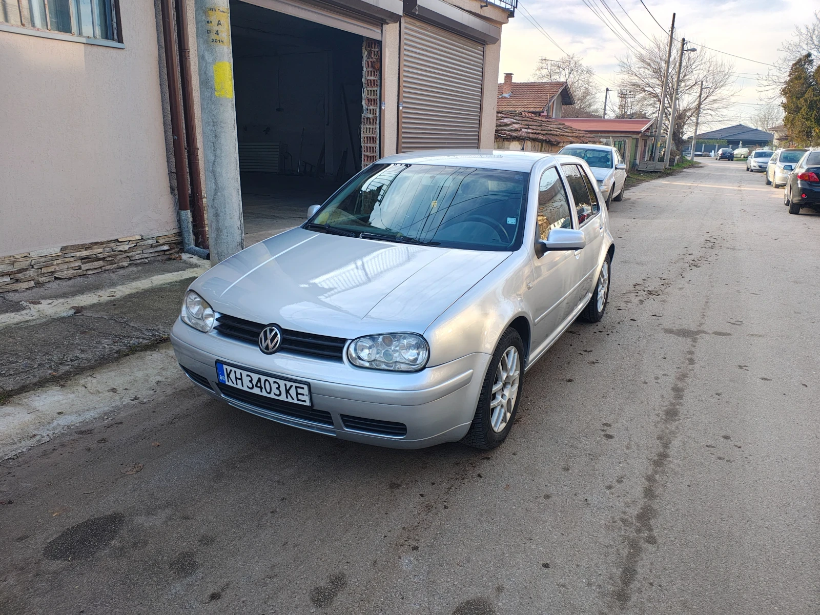 VW Golf 1.6 105 16v GAS, снимка 1