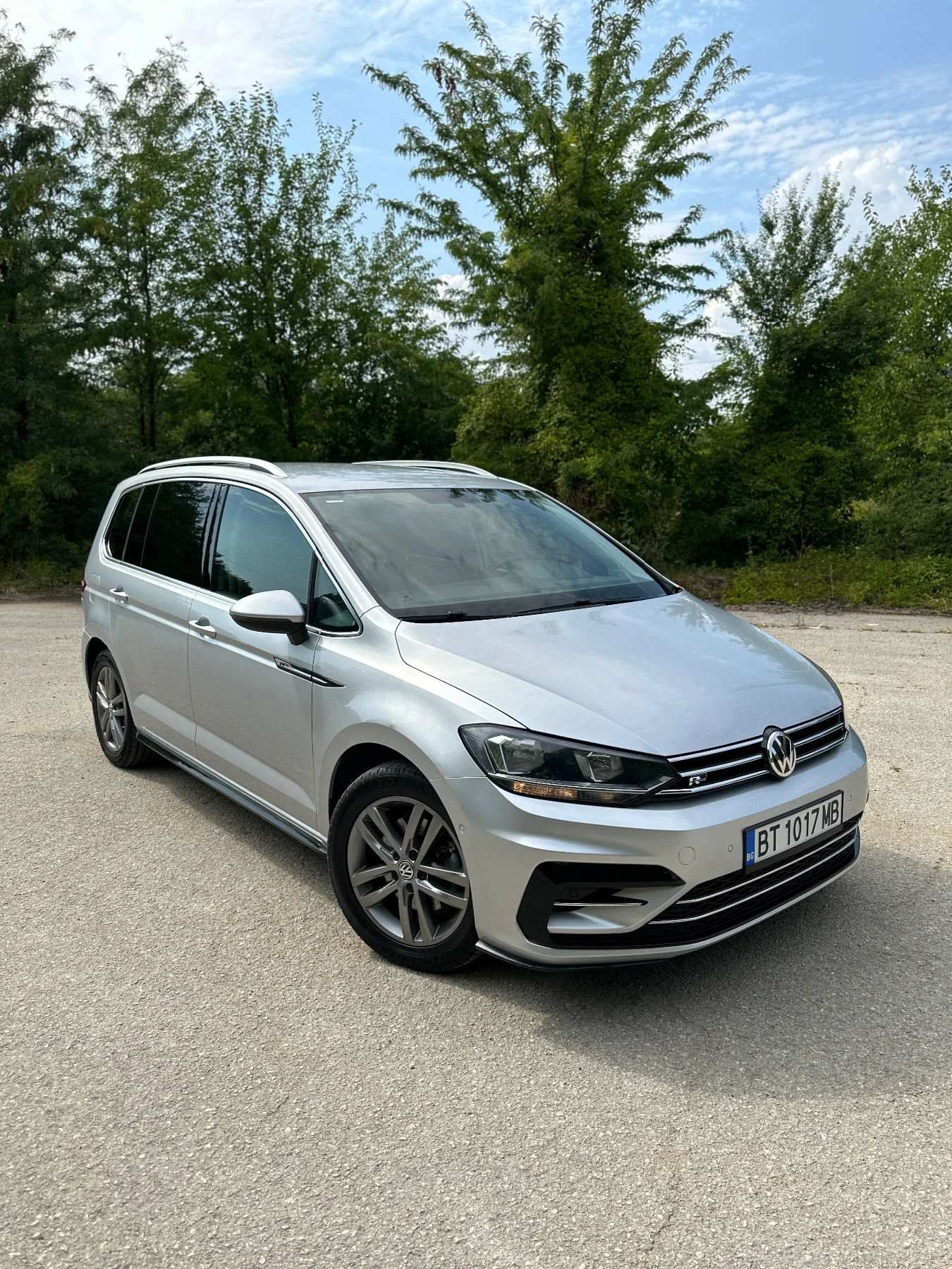 VW Touran R-Line КОЖА 190кс 6+ 1 автоматик , снимка 1