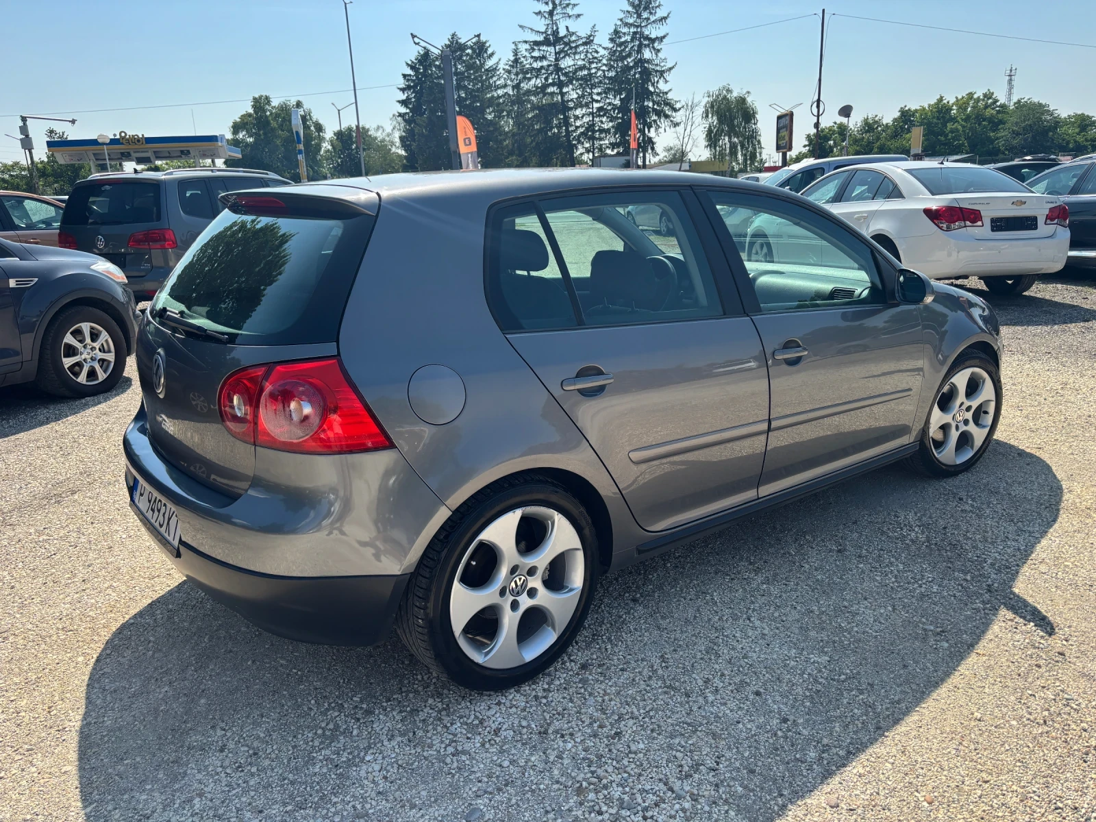 VW Golf 2006+ АВТОМАТ+ 1.9+ 105+ НАВИ+ ОБСЛУЖЕН+ ВС. ПЛАТЕ - изображение 4