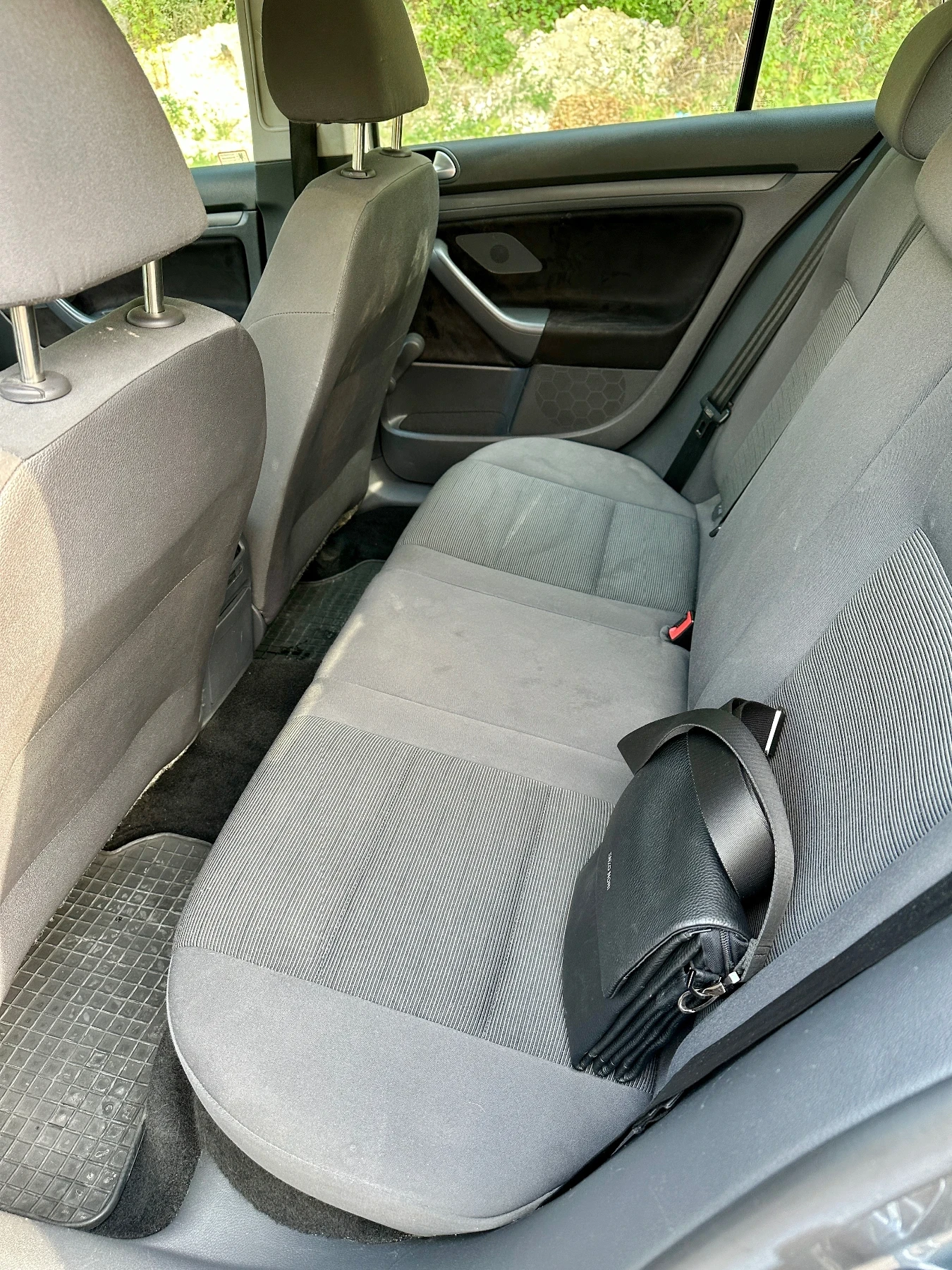 VW Golf 5 1.6 102кс. - изображение 9