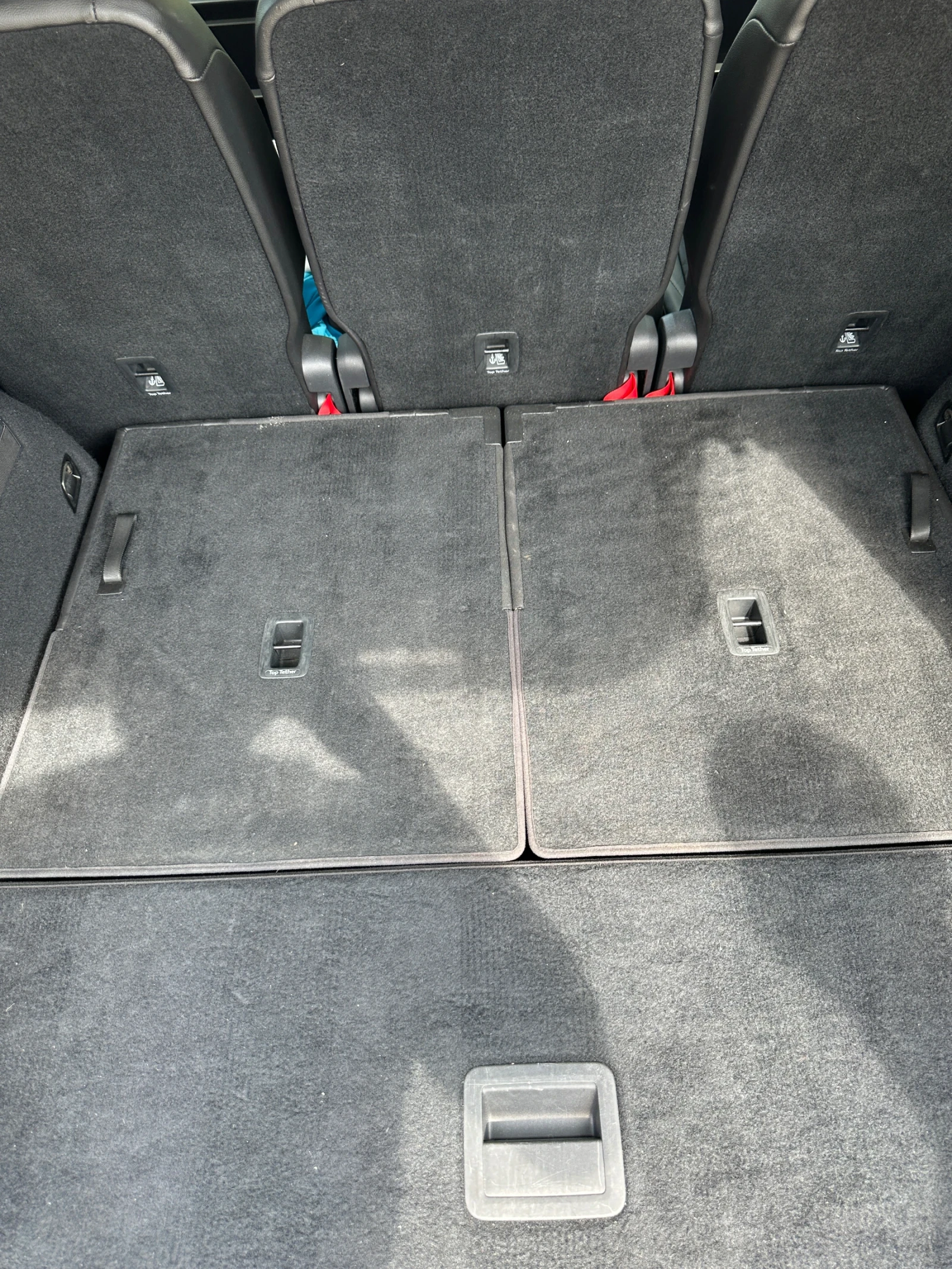 VW Touran R-Line ���� 190�� 6+ 1 ���������  | Mobile.bg � ����������� 16