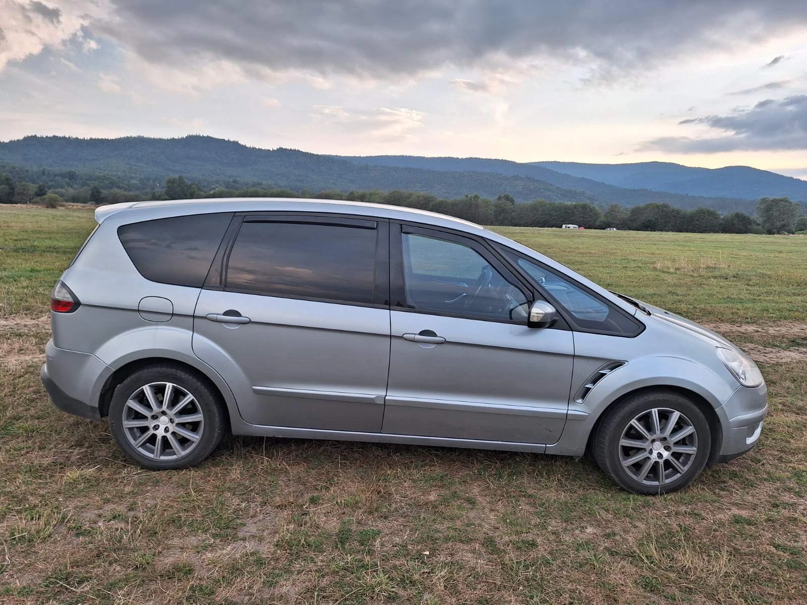 Ford S-Max  - изображение 2