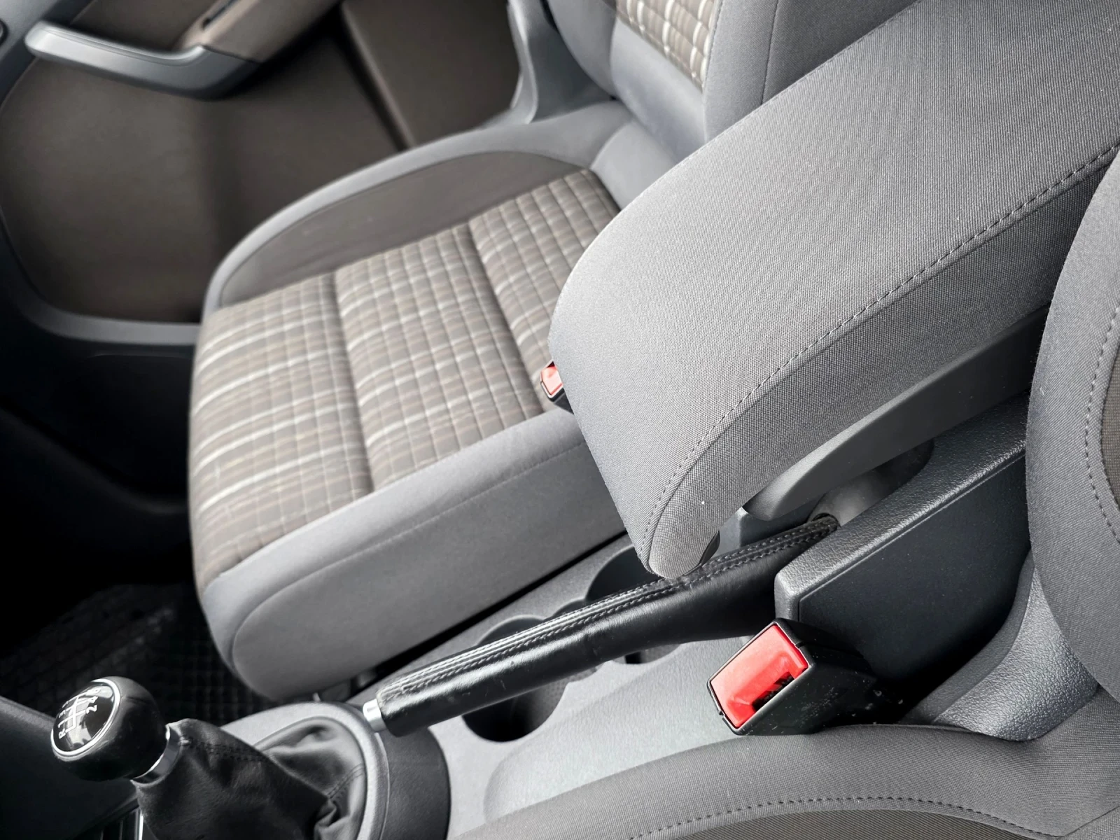 VW Touran 2.0TDi CROSS , 213800km!!! | Mobile.bg � ����������� 17