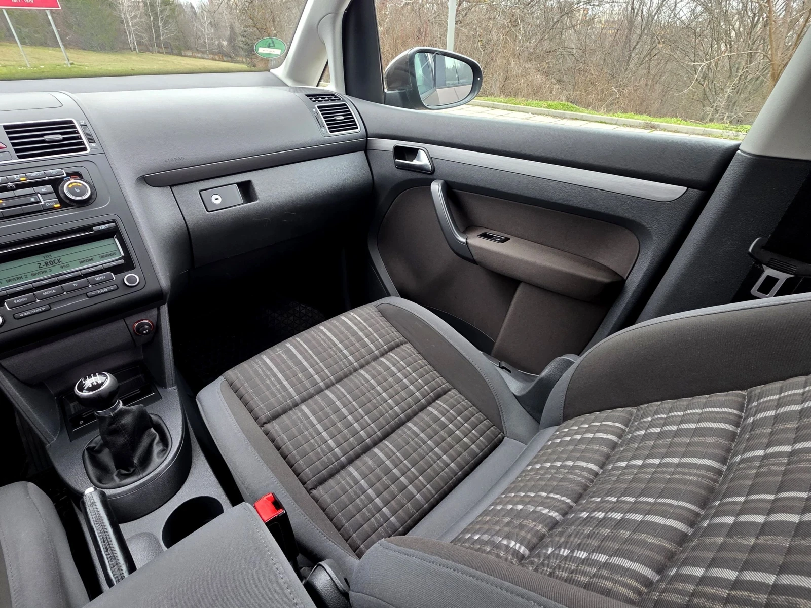 VW Touran 2.0TDi CROSS , 213800km!!! | Mobile.bg � ����������� 13