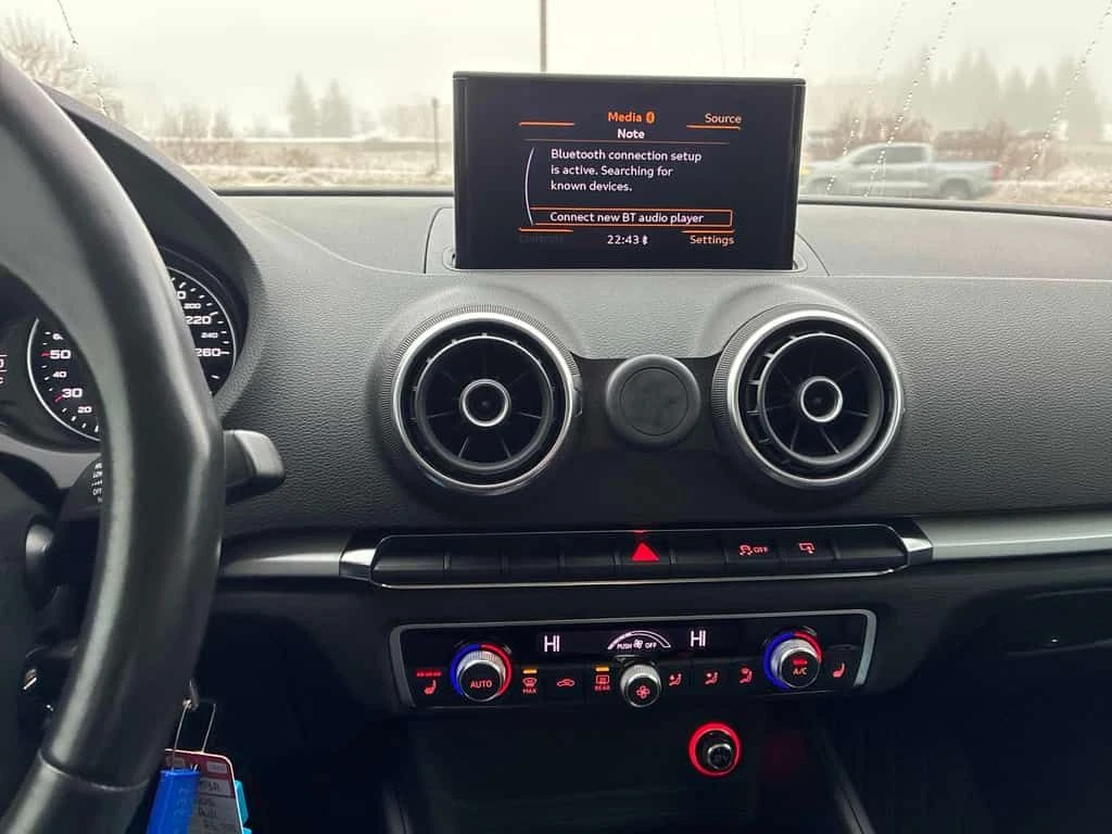 Audi A3 * 4dr Sdn FrontTrak TDI Komfort * CARFAX * ЦЕНА ДО - изображение 7