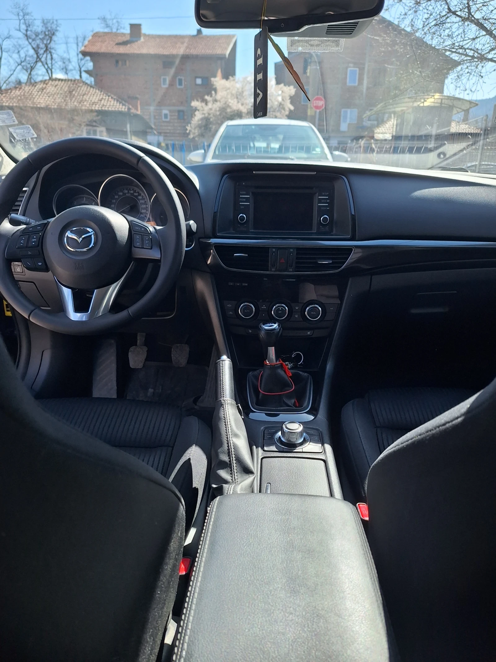 Mazda 6 2.2 Skyactive, снимка 13 - Автомобили и джипове - 54173113