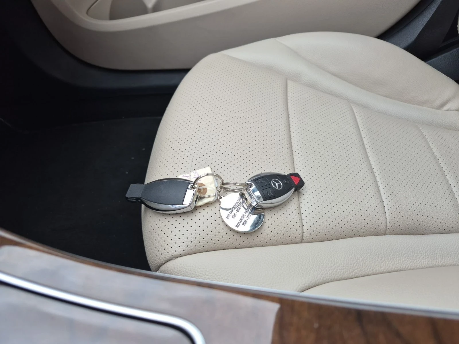 Mercedes-Benz C 300 AMG Line | Панорама | Keyless | AMG | Камера | , снимка 10 - Автомобили и джипове - 54476419