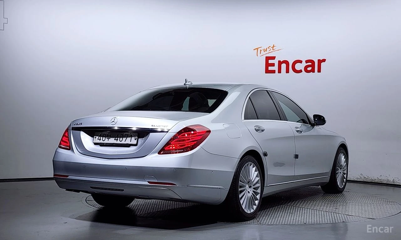 Mercedes-Benz S 350 d BURMESTER* DISTRONIC* ПОДГРЕВ* ОБДУХВАНЕ* , снимка 3 - Автомобили и джипове - 54904093
