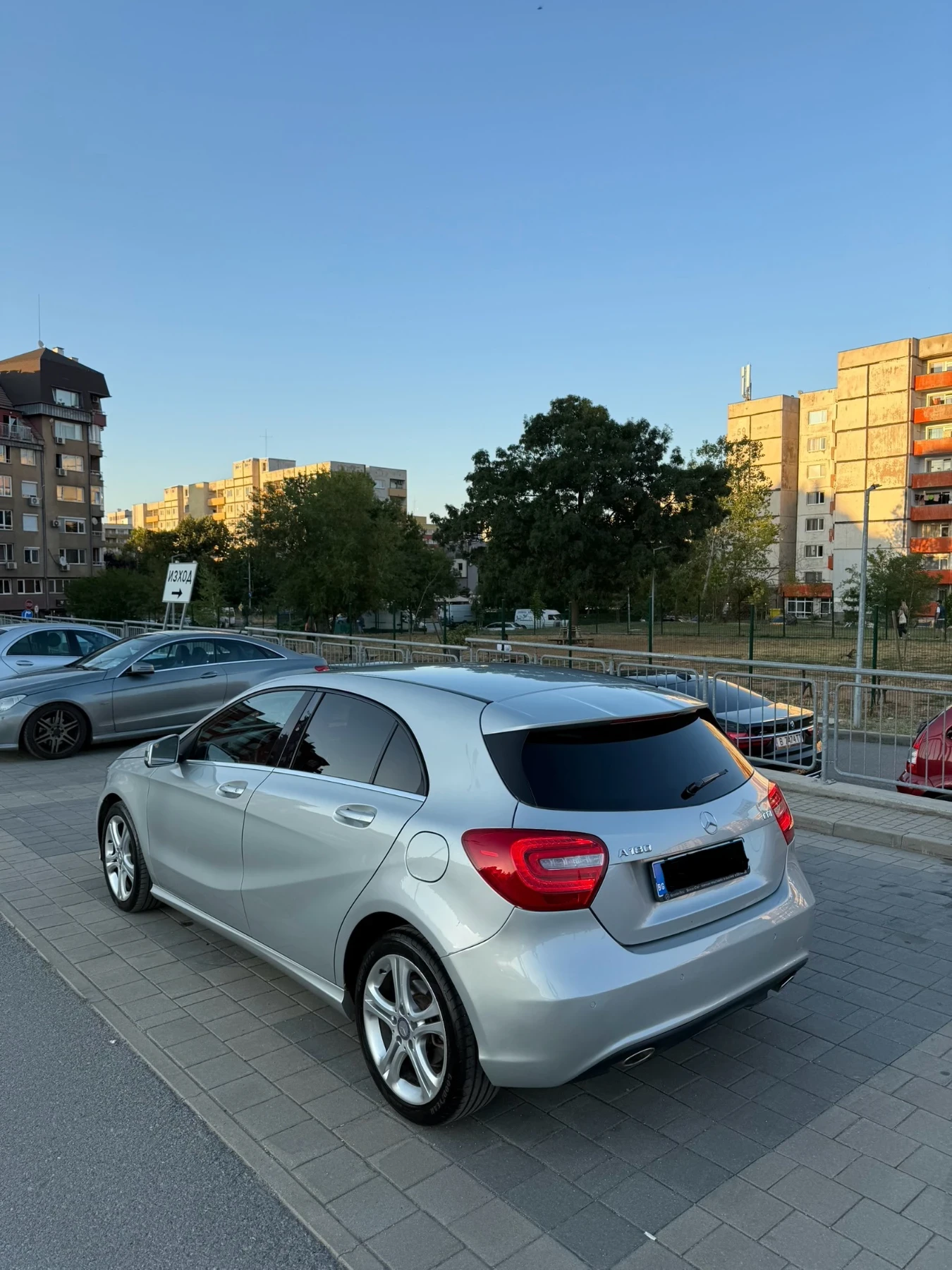 Mercedes-Benz A 180, снимка 7 - Автомобили и джипове - 55802772