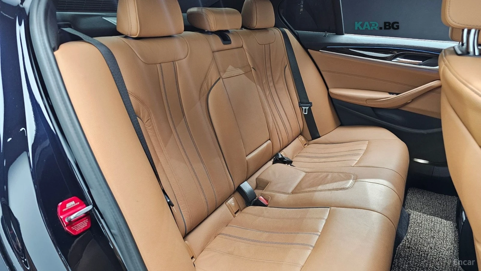 BMW 520 I/M-SPORT/DRIVE-ASSISTS, снимка 16 - Автомобили и джипове - 55897002