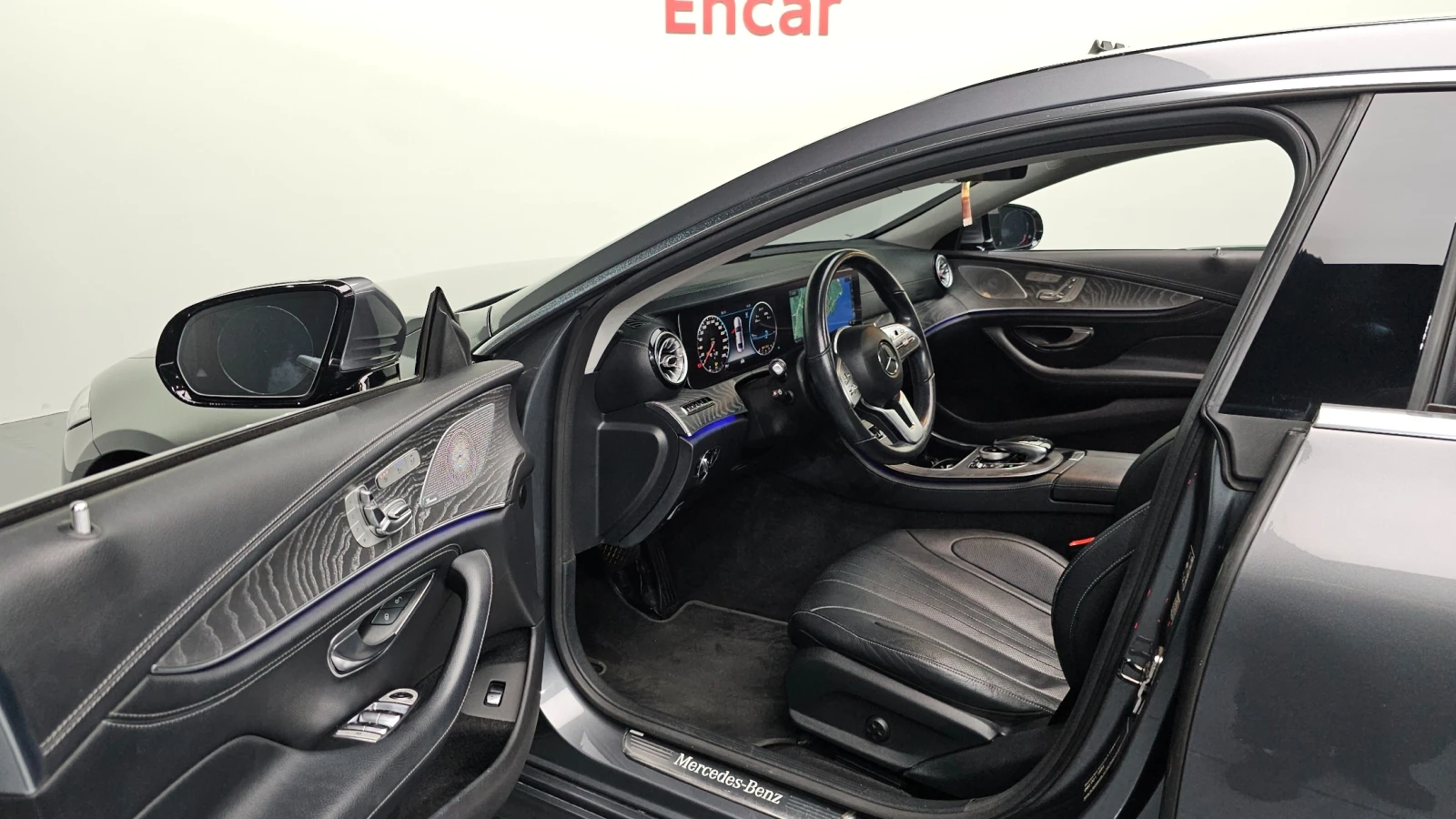 Mercedes-Benz CLS 400 d 4MATIC, снимка 12 - Автомобили и джипове - 55972779