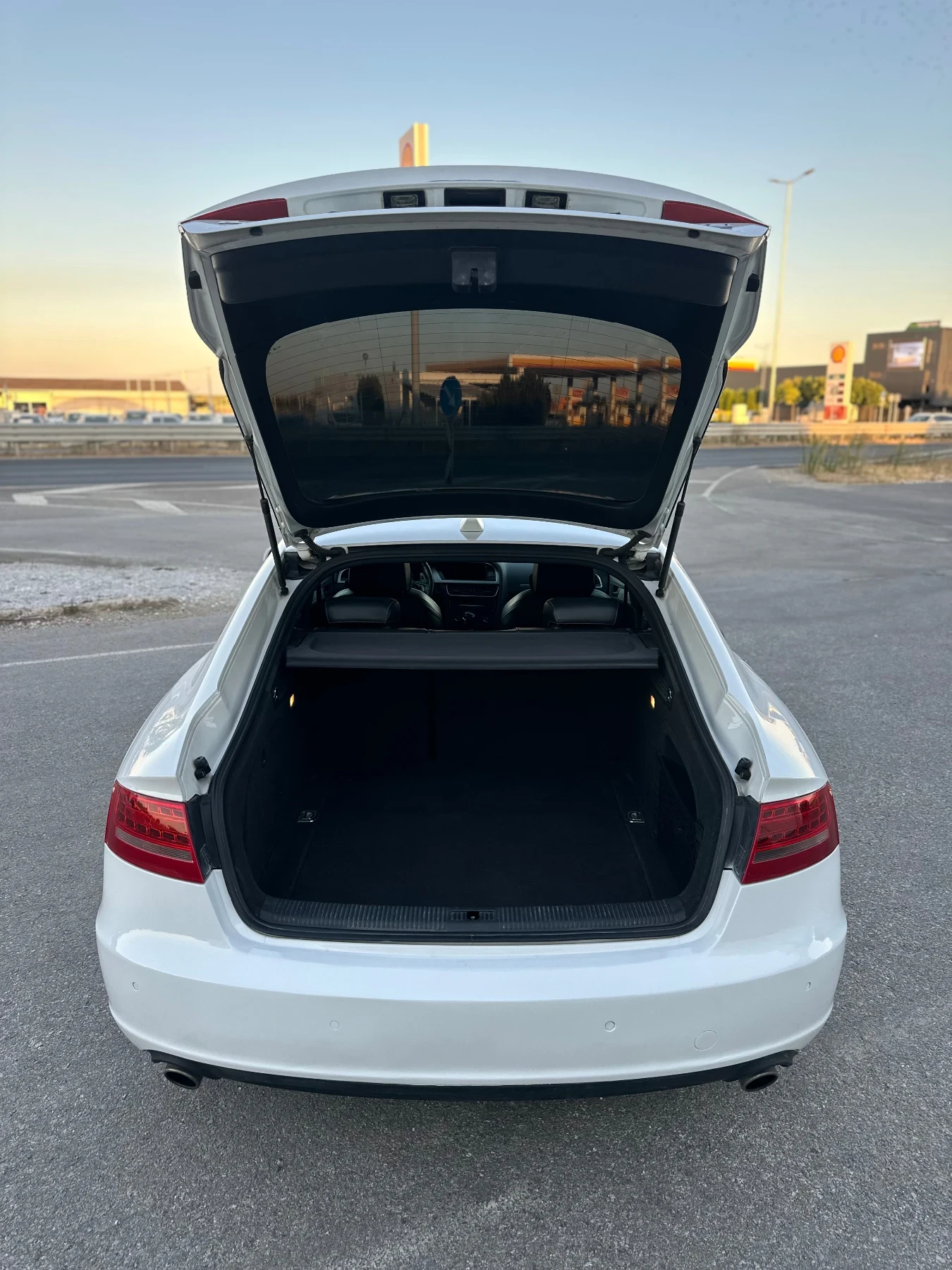 Audi A5 3.0 TDI Sportback 3x3 S Line, снимка 6 - Автомобили и джипове - 55981934