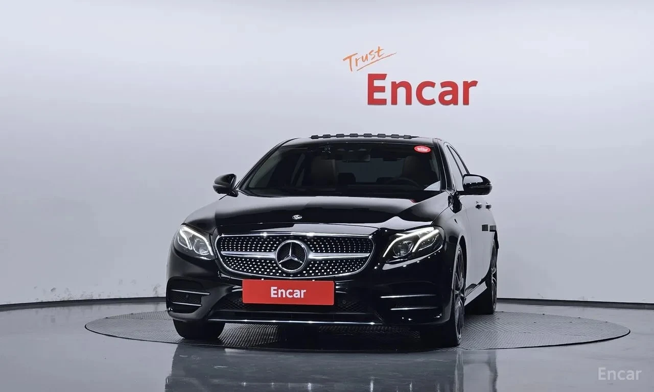 Mercedes-Benz E 300 AMG-PACK| MULTIBEAM| BURMESTER| ОБДУХВАНЕ| , снимка 3 - Автомобили и джипове - 56108024