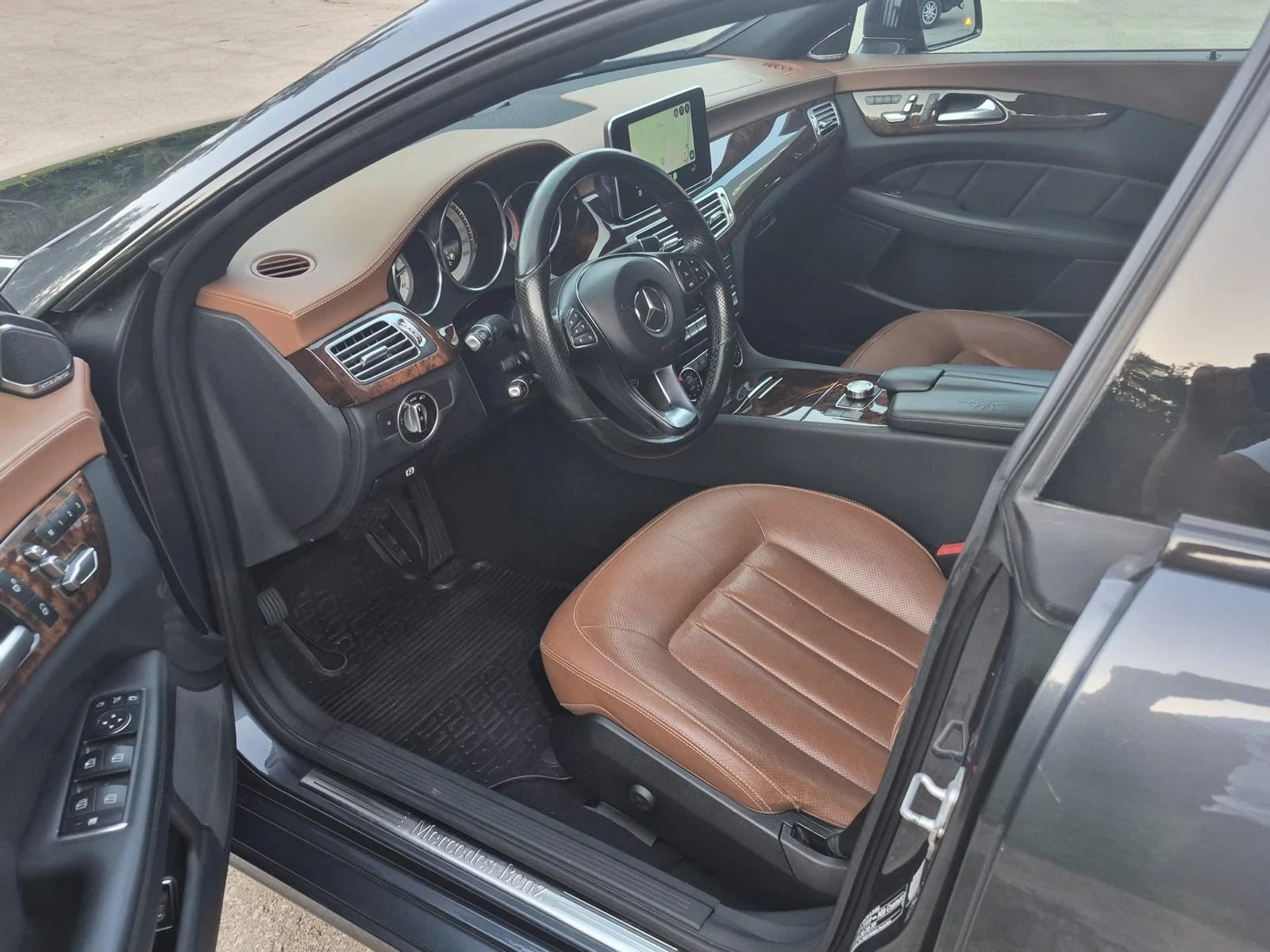 Mercedes-Benz CLS 350, снимка 7 - Автомобили и джипове - 56510556