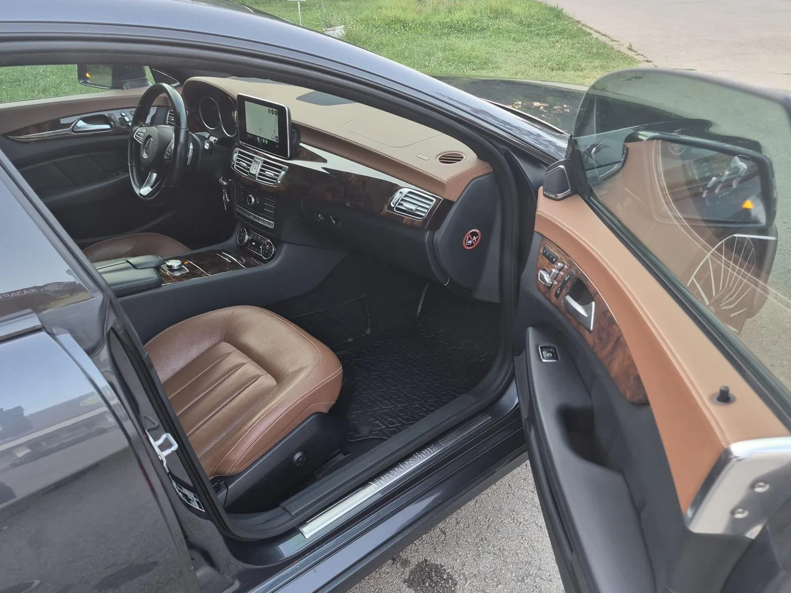 Mercedes-Benz CLS 350, снимка 9 - Автомобили и джипове - 56510556