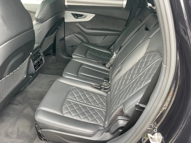 Audi SQ7 4.0V8TDI+ S-line+ Matrix+ Bose+ Key Less Go+ Full , снимка 9 - Автомобили и джипове - 45194004