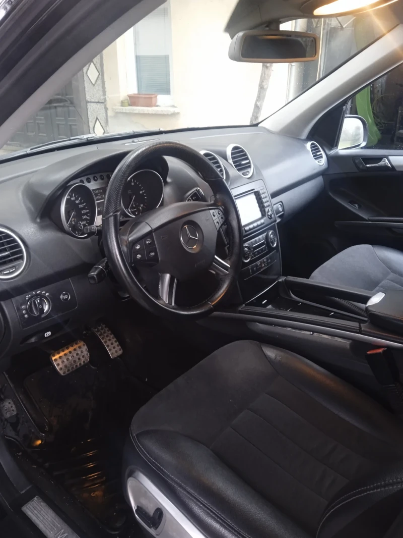 Mercedes-Benz ML 320, снимка 7 - Автомобили и джипове - 48313503