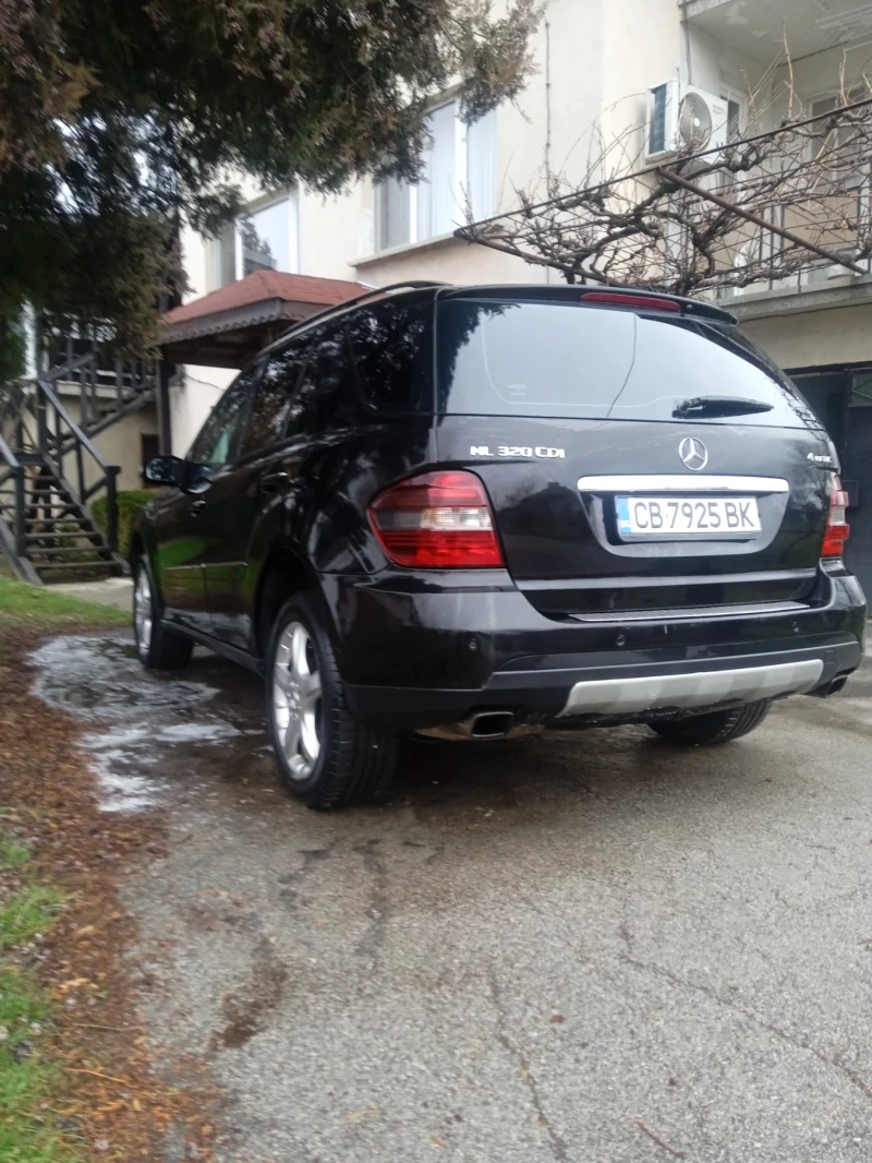 Mercedes-Benz ML 320, снимка 3 - Автомобили и джипове - 48313503