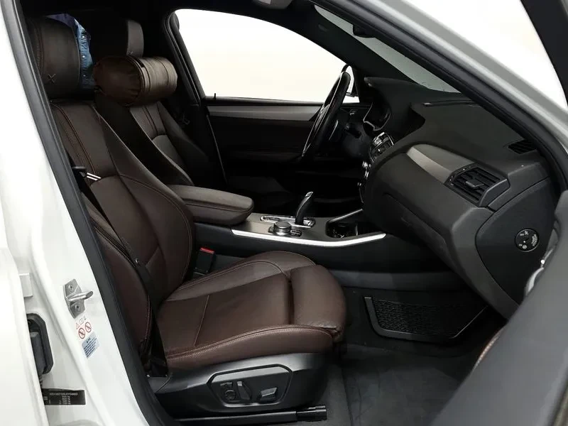 BMW X4 2.0d, снимка 11 - Автомобили и джипове - 54604912