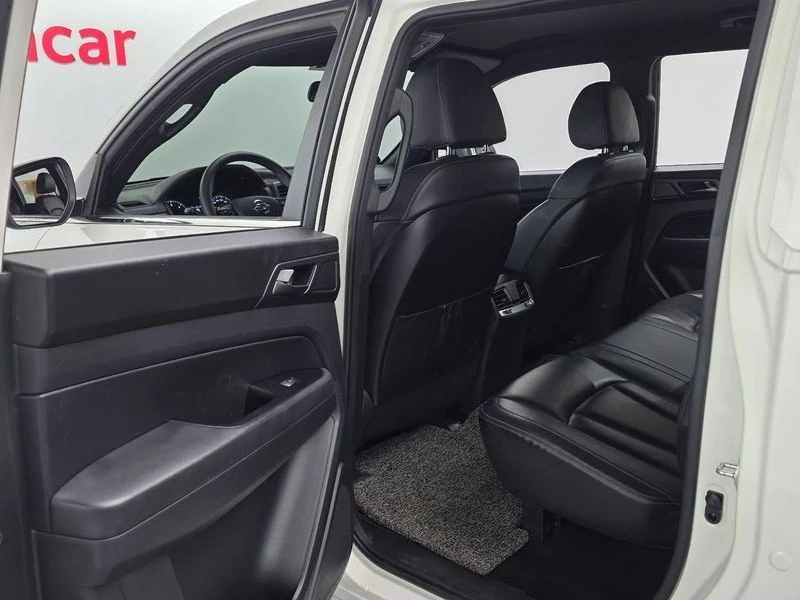 SsangYong Rexton, снимка 13 - Автомобили и джипове - 55748898