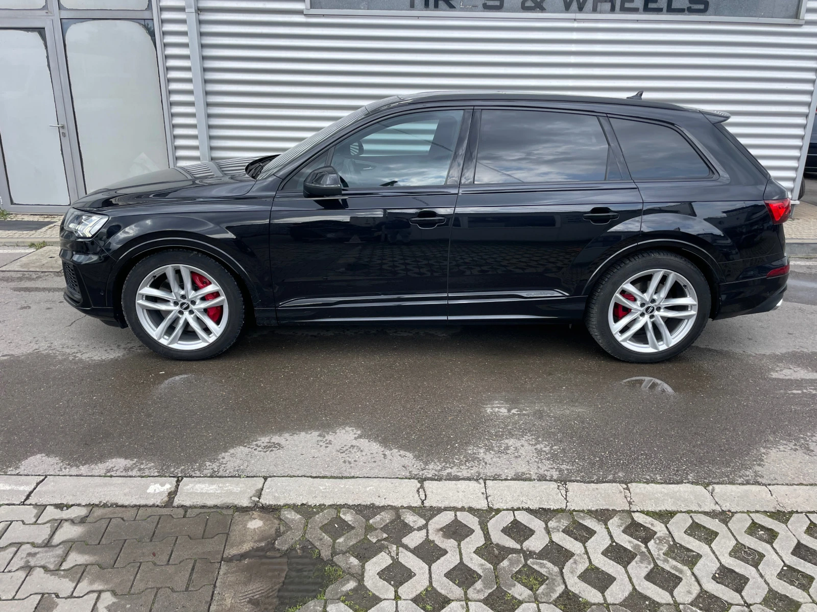 Audi SQ7 4.0V8TDI+ S-line+ Matrix+ Bose+ Key Less Go+ Full  - изображение 2