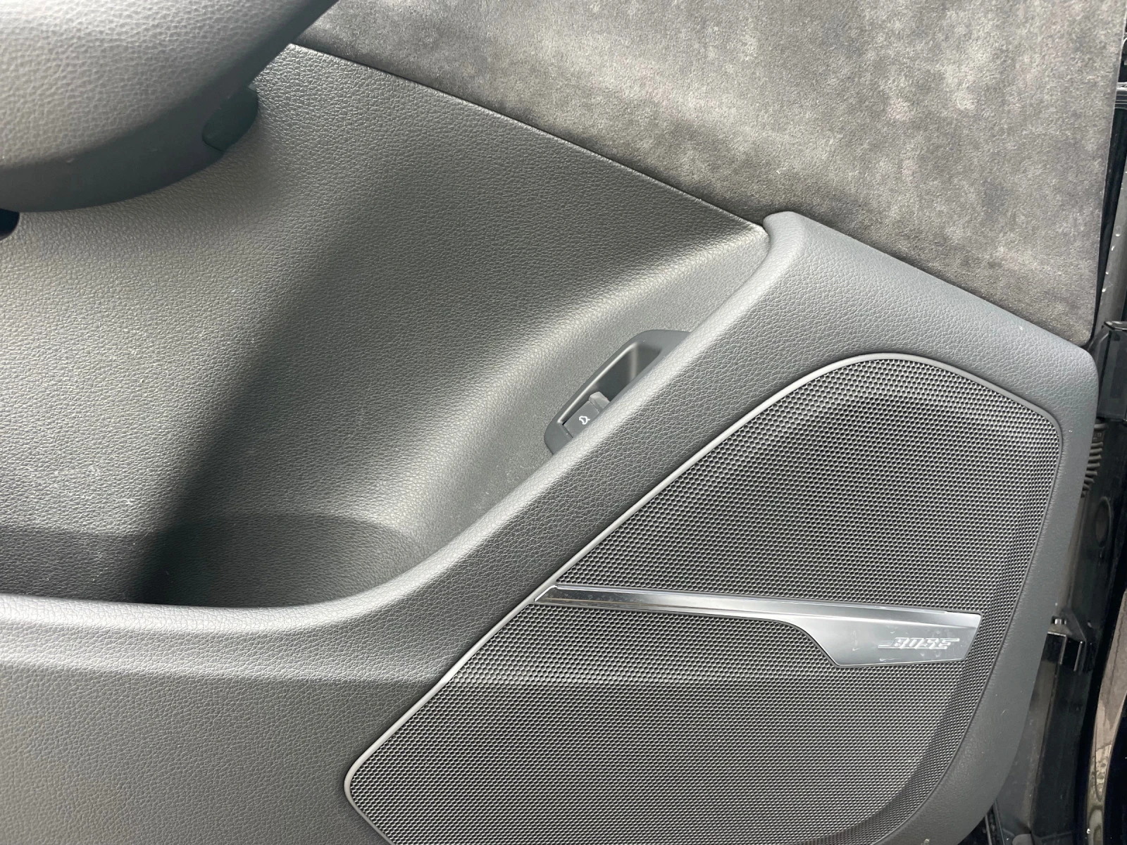 Audi SQ7 4.0V8TDI+ S-line+ Matrix+ Bose+ Key Less Go+ Full  | Mobile.bg — изображение 12