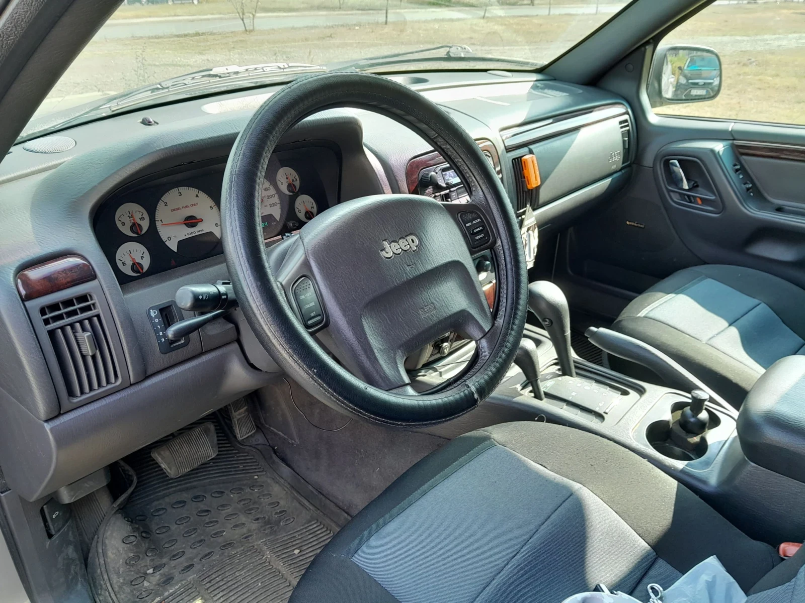 Jeep Cherokee  - изображение 6
