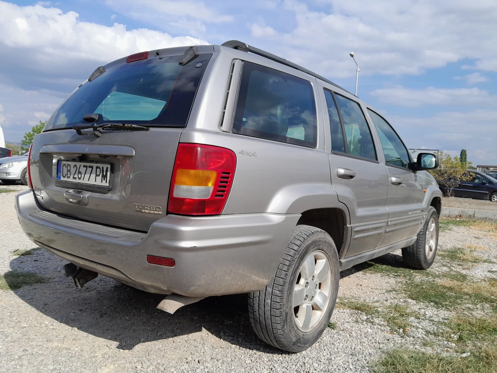 Jeep Cherokee  - изображение 8