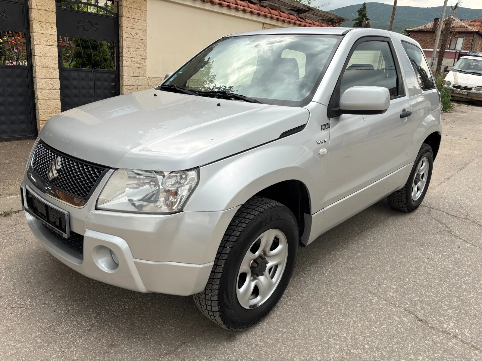Suzuki Grand vitara 1.6 16v - изображение 2
