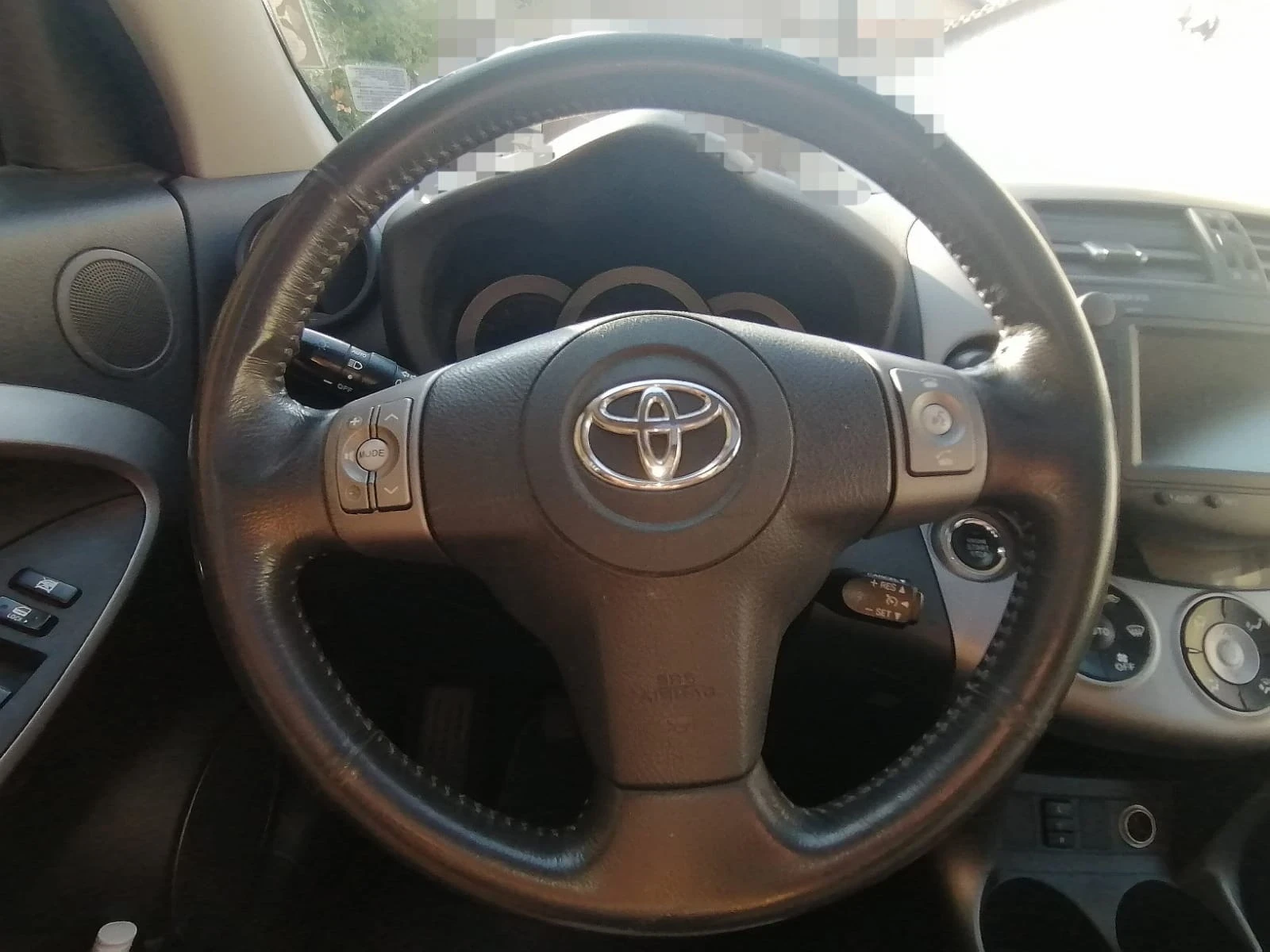 Toyota Rav4  - изображение 7