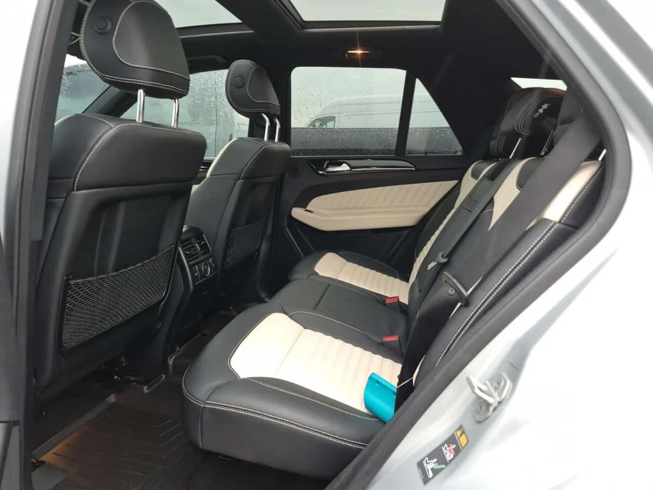 Mercedes-Benz GLE 450 AMG * 450 AMG * 360 КАМЕРИ* ПАМЕТ* 2 КЛЮЧА* CARFAX * , снимка 13 - Автомобили и джипове - 53795053