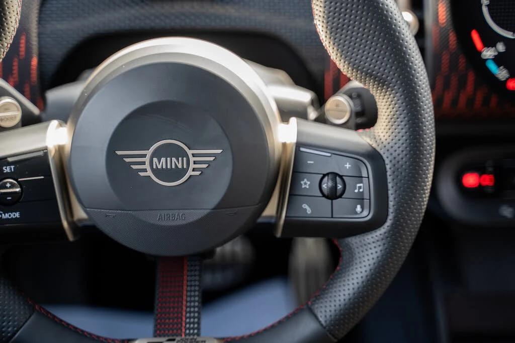 Mini Countryman * John Cooper* АвтоКредит* (ЦЕНА ДО БГ), снимка 11 - Автомобили и джипове - 54169801