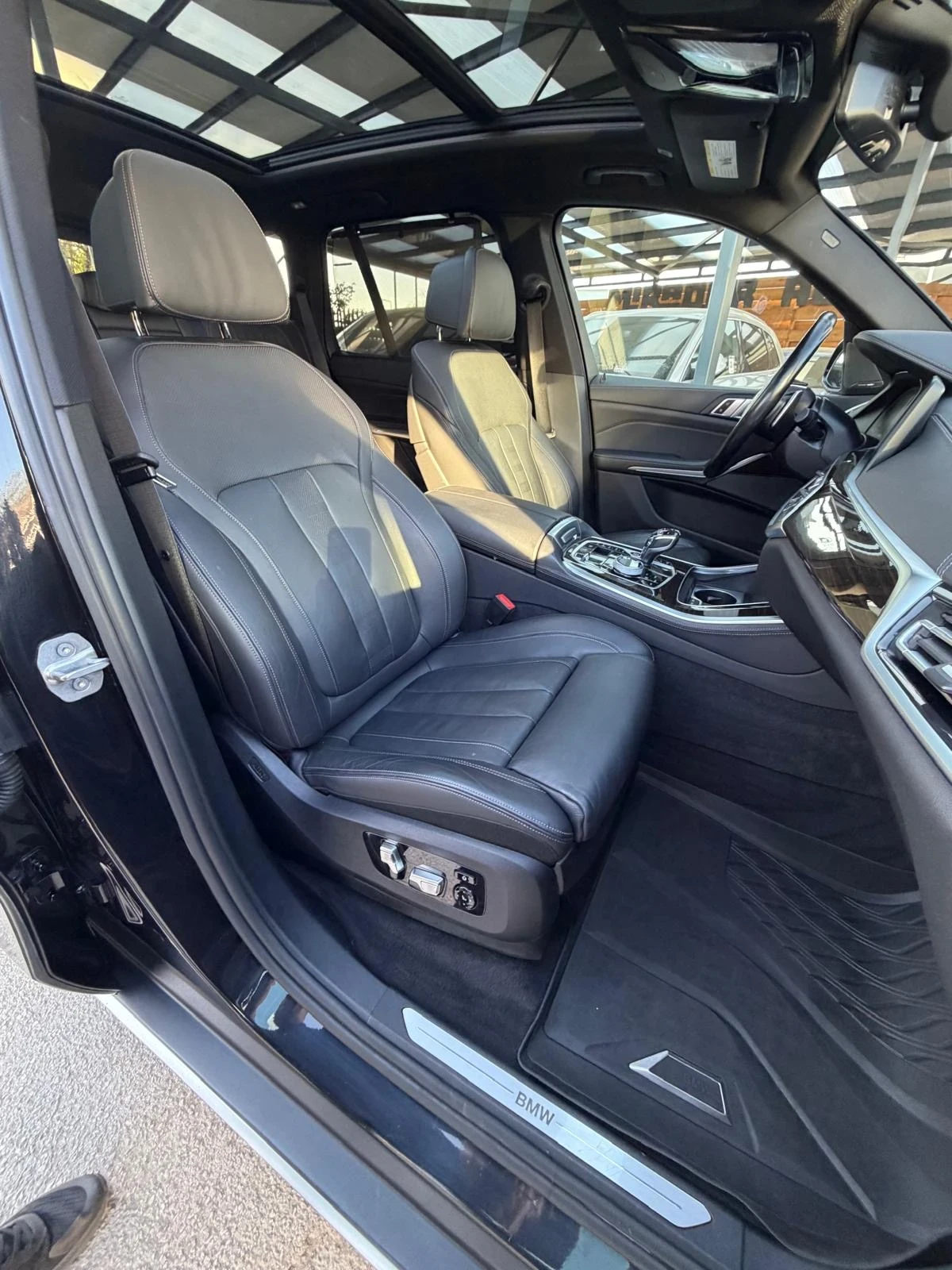 BMW X5 X5 xDrive40i, снимка 11 - Автомобили и джипове - 54360243