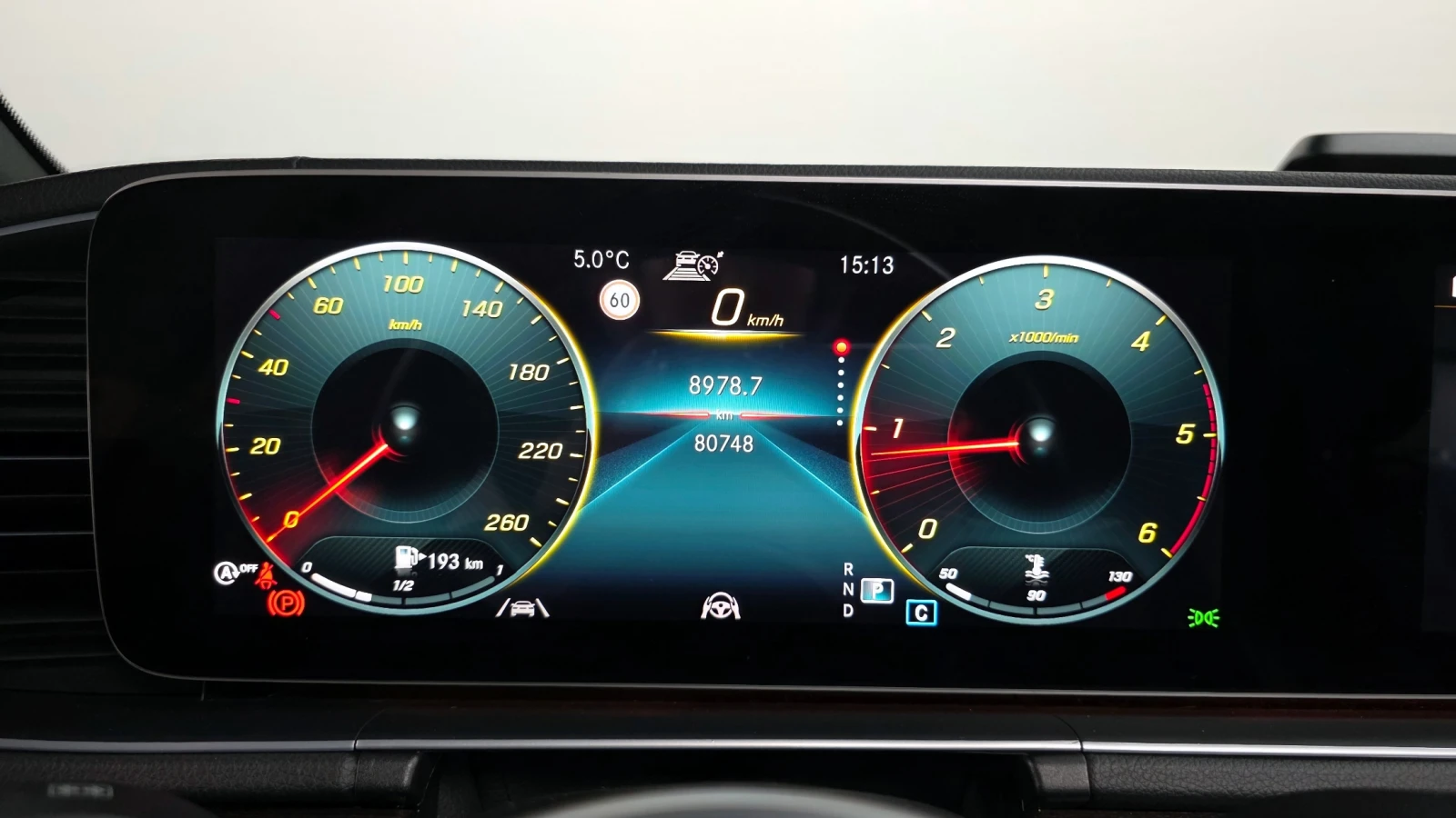 Mercedes-Benz GLE 400 AMG PK* HEAD-UP* 360* DISTRONIK* ОБДУХ* КРАЙНА ЦЕН, снимка 8 - Автомобили и джипове - 54609033