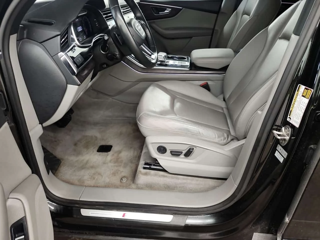 Audi Q7 * PROGRESSIV * CARFAX * ЦЕНА ДО БГ, снимка 9 - Автомобили и джипове - 55081370