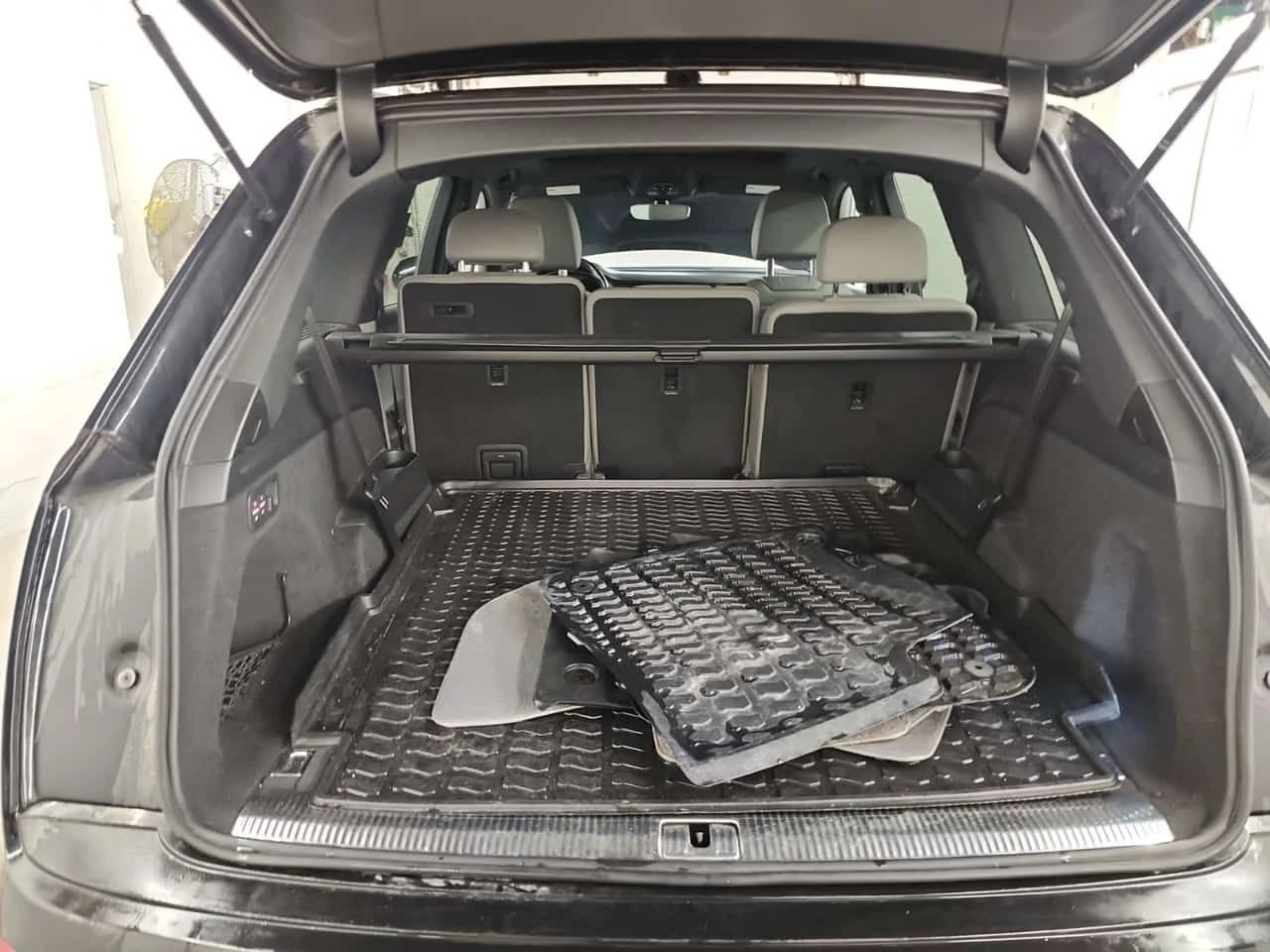 Audi Q7 * PROGRESSIV * CARFAX * ЦЕНА ДО БГ, снимка 15 - Автомобили и джипове - 55081370