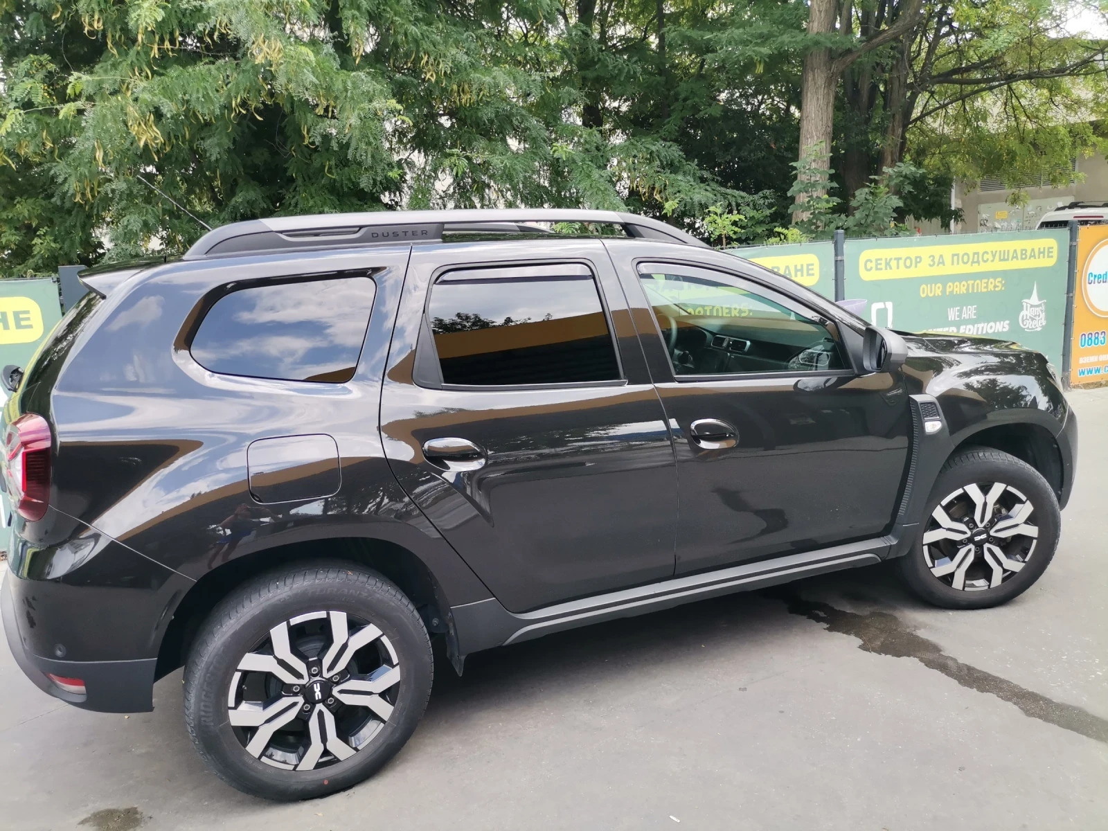 Dacia Duster, снимка 12 - Автомобили и джипове - 55664219