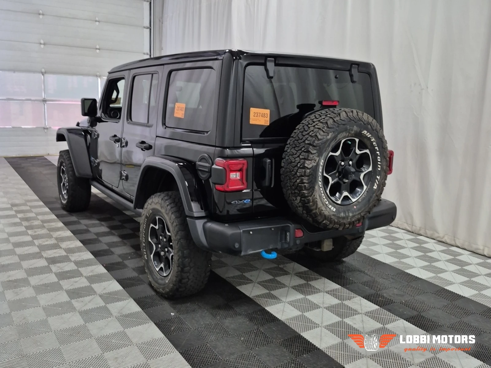 Jeep Wrangler, снимка 4 - Автомобили и джипове - 56295539