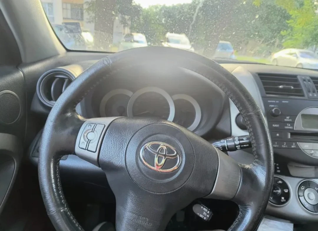Toyota Rav4 2.2 d-cat | Mobile.bg � ����������� 9