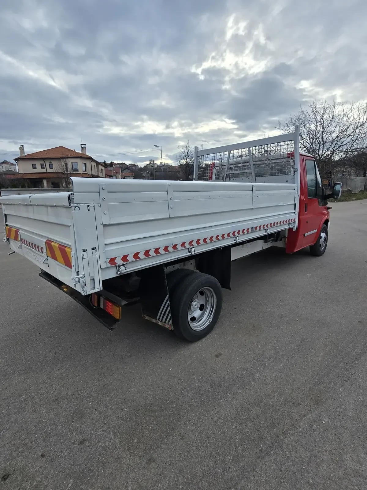 Ford Transit 2.4 дизел 140к.с 2006г. Тристранен. - изображение 6