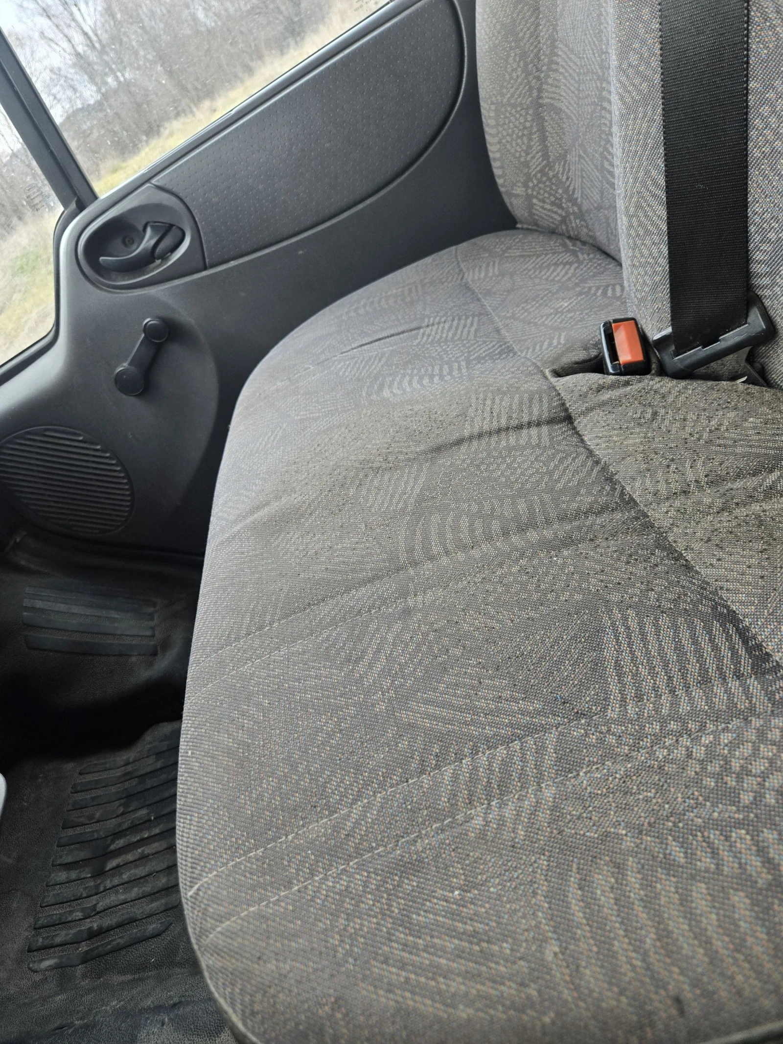 Ford Transit 2.4 ����� 140�.� 2006�. ����������. | Mobile.bg � ����������� 13