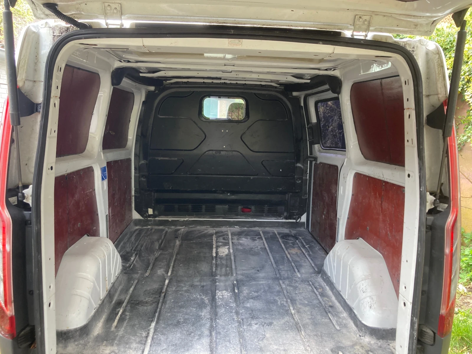 Ford Transit Custom, снимка 17 - Бусове и автобуси - 54297103