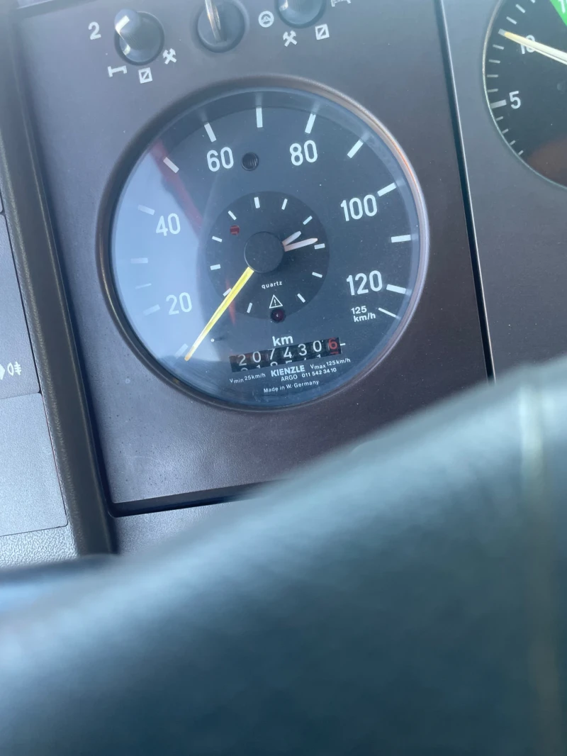 Mercedes-Benz 1117 Пътна Помощ, снимка 15 - Камиони - 52228386