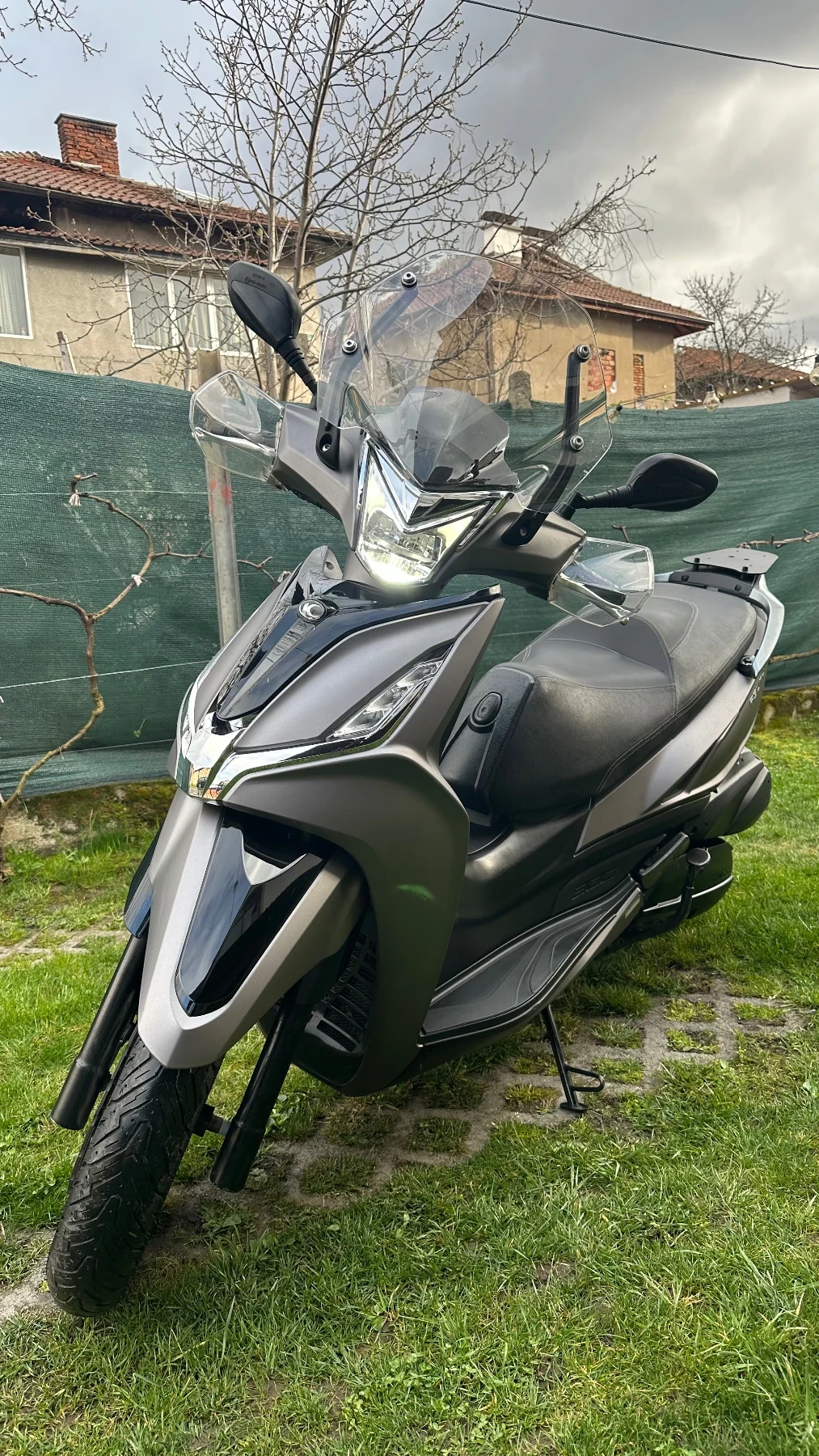 Kymco Agility 300 LED Abs, снимка 2 - Мотоциклети и мототехника - 54391005