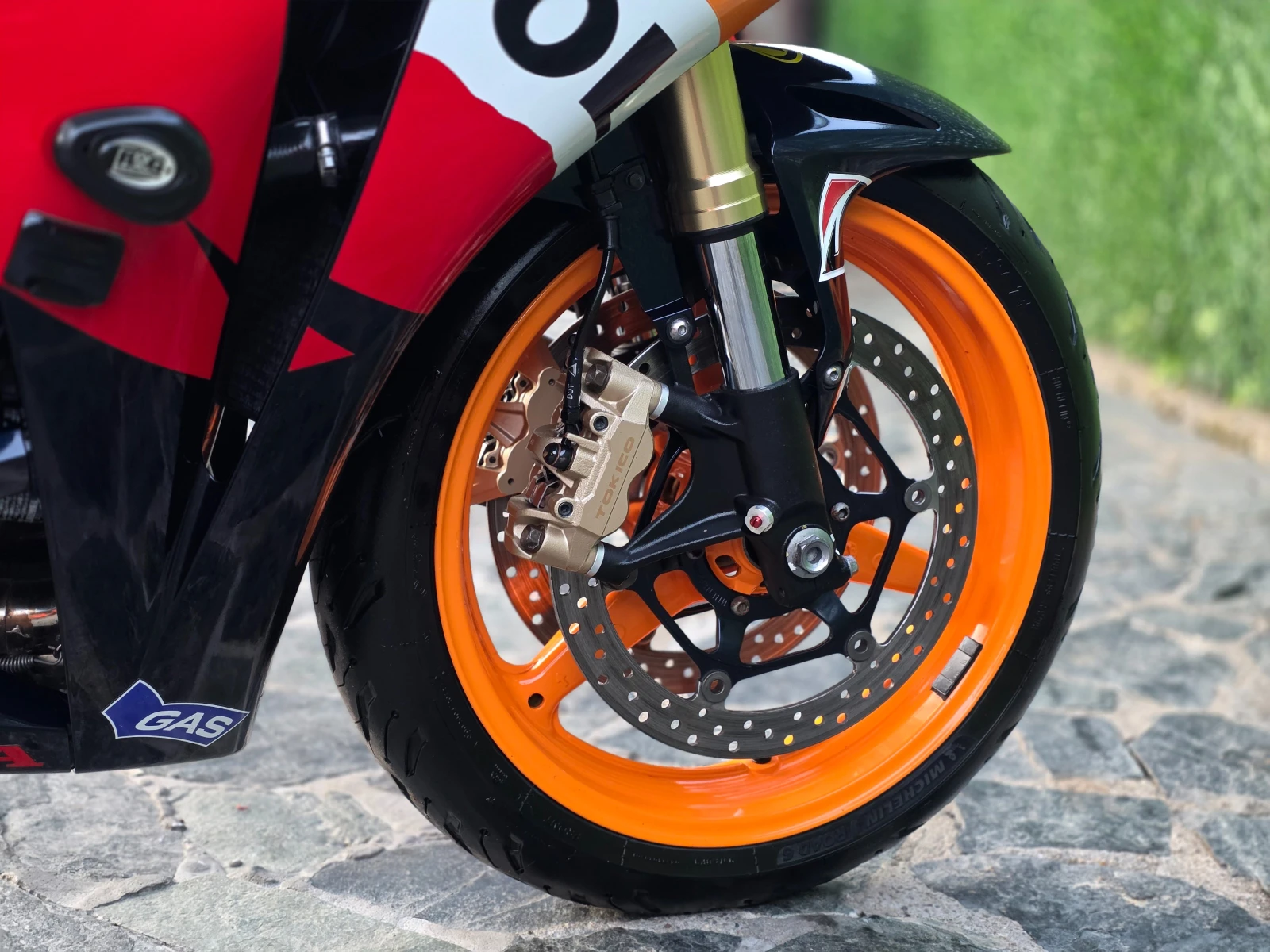 Honda Cbr 1000 ЛИЗИНГ REPSOL, снимка 5 - Мотоциклети и мототехника - 55647354