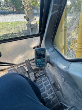 Багер Komatsu PC200EL , снимка 5